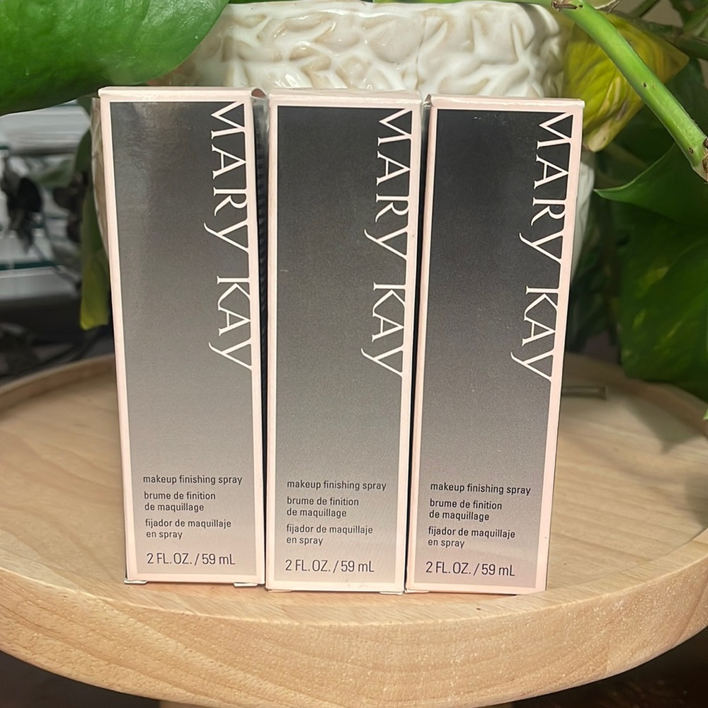 Mary Kay makeup finishing spray LOT of 3